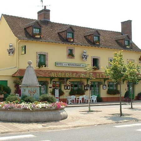 Logis Auberge A La Tete De Lard La Ferte-Imbault Luaran gambar